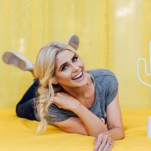 Meet your Posher, Sidney